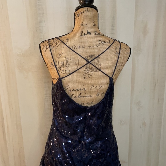 Midnight-blue sequined evening gown.  Size 8.  S20 - Picture 2 of 4